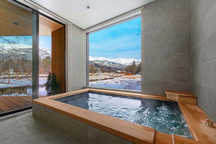 Hakuba accommodation with a private hot tub