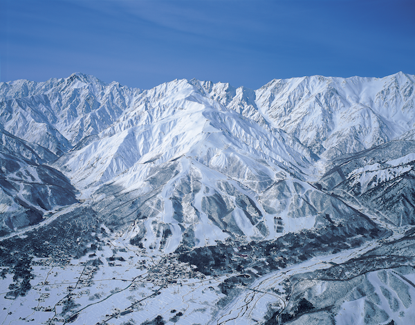 Hakuba Snow Lifts and Terrain