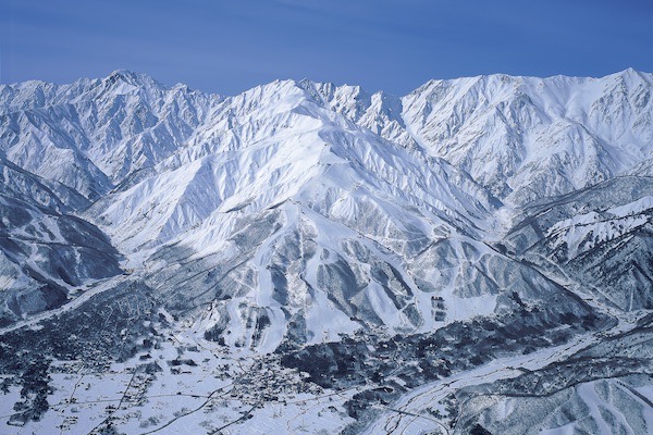 Hakuba Snow Lifts and Terrain