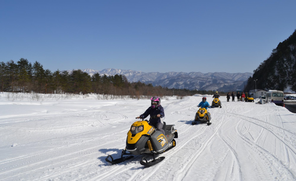 snowmobile tours hakuba