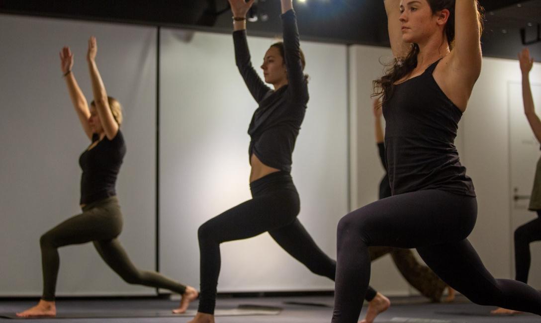 Niseko Powder Yoga