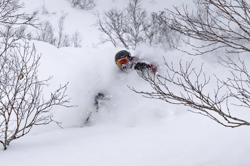 CAT Skiing Karibayama