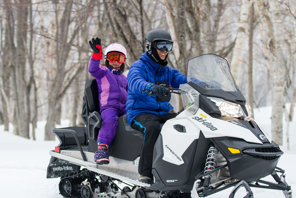 Niseko Snow mobiling