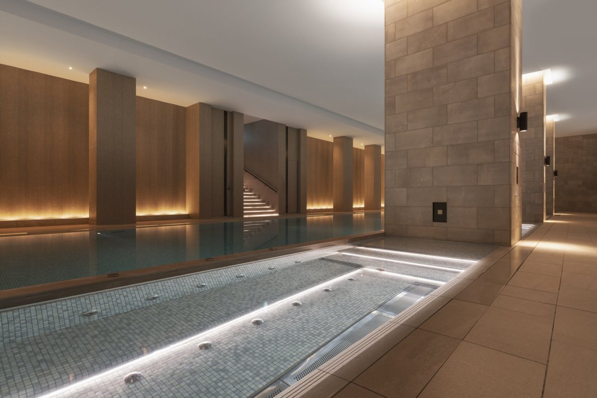 Indoor Swimming Pool & Jacuzzi