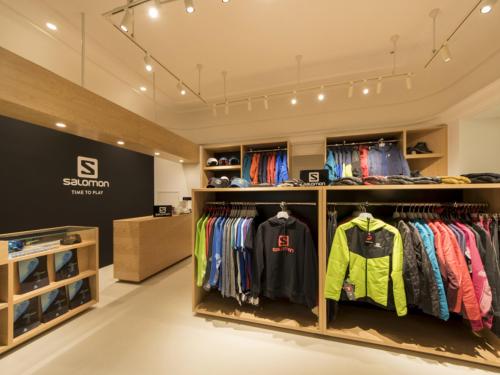 Rusutsu Shopping Salomon Store