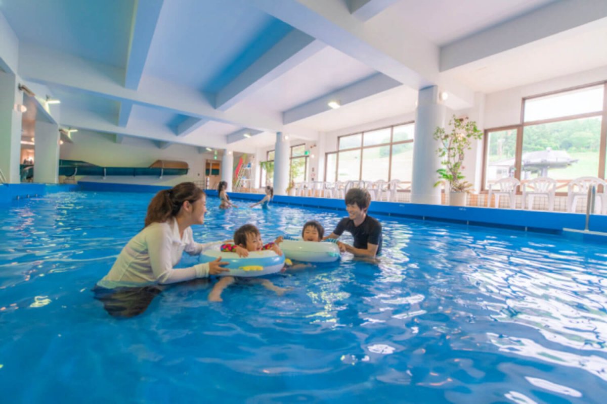 Rusutsu Indoor Wave Pool